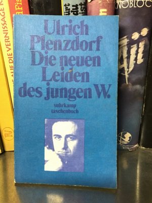 gebrauchtes Buch – Ulrich Plenzdorf – Die neuen Leiden des jungen W. Suhrkamp-Taschenbuch