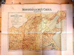 Nordöstliches CHINA. 1: 3.000.000. Kriegskarte III. Entnommen aus v. Richthofens, China, Ergebnisse eigener Reisen, Band II, Tafel VIII. (Berlin, Dietrich […]