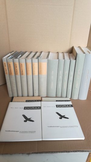 Corax. Jahrgänge 1965-1999 (Band 1-17 in 13 Bänden inkl. Sonder- u. Beiheften) Veröffentlichungen der Ornithologischen Arbeitsgemeinschaft für Schleswig […]