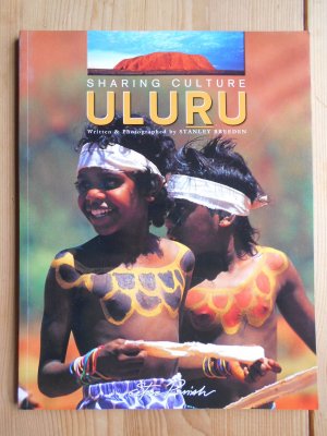 gebrauchtes Buch – Volks- und Völkerkunde – Sharing Culture. Uluru.