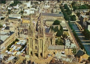 gebrauchtes Buch – Quimper (Finistere-Sudi ) La Cathedrale Saint Corentin