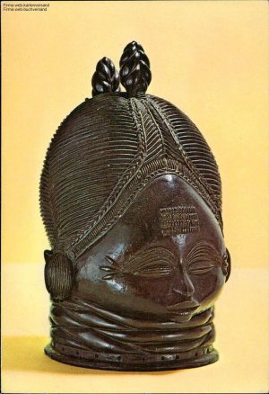 gebrauchtes Buch – 1129668  Art Africain Masque Heaume Bundu Mende (Sierra Leone)