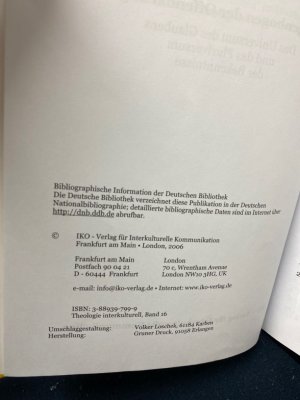 gebrauchtes Buch – D'Sa, Francis X. – Regenbogen der Offenbarung : das Universum des Glaubens und das Pluriversum der Bekenntnisse. Theologie interkulturell ; Bd. 16