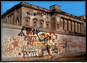 gebrauchtes Buch – ÄLTERE POSTKARTE BERLIN BERLINER MAUER 1989 MAUERFALL GRAFFITY EHEMALIGES GESTAPO HAUS LE MUR THE WALL Ansichtskarte