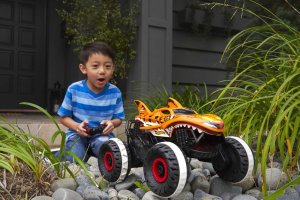 neues Spiel – Hot Wheels R/C MT Tiger Shark 1:15