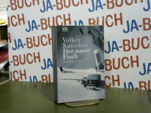 gebrauchtes Buch – Volker Kutscher – Der nasse Fisch : Roman. KiWi ; 1059 : Paperback