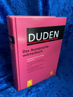 gebrauchtes Buch – Dudenredaktion – Der Duden in 12 Bänden. Das Standardwerk zur deutschen Sprache: Duden 06. Das Aussprachewörterbuch: Unerlässlich für die richtige Aussprache. Betonung ... Namen: Bd 6 (Duden Series Volume 6))