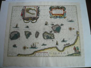 MOLVCCAE INSVLAE CELEBERRIMAE, anno 1634, Map by Blaeu VERY FINE ORIGINAL COLOURS---SCARCE---- Publisher: BLAEU, W. Title: Moluccae Insulae Celeberrimae […]