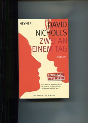 gebrauchtes Buch – David Nicholls – Zwei an einem Tag. Roman. Aus dem Engl. von Simone Jakob.