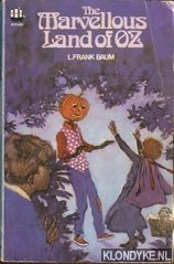 gebrauchtes Buch – Baum, Frank L – The marvellous land of Oz