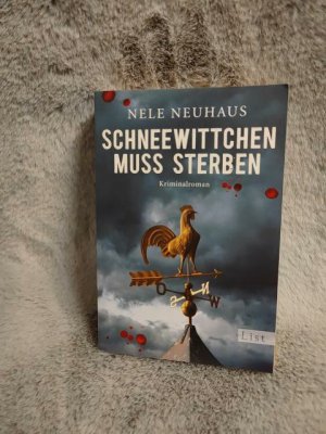 Schneewittchen muss sterben : Kriminalroman. List-Taschenbuch ; 60982