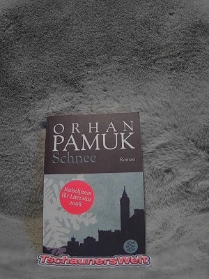 gebrauchtes Buch – Orhan Pamuk – Schnee : Roman. Aus dem Türk. von Christoph K. Neumann / Fischer ; 17456