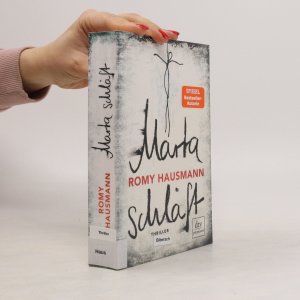 gebrauchtes Buch – Romy Hausmann – Marta schläft