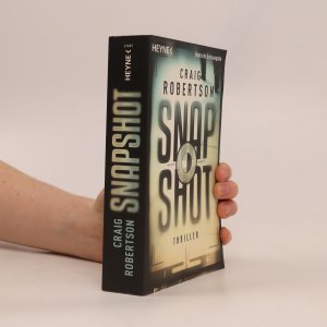 gebrauchtes Buch – Craig Robertson – Snapshot