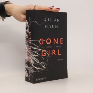 gebrauchtes Buch – Christine Strüh – Gone Girl - Das perfekte Opfer