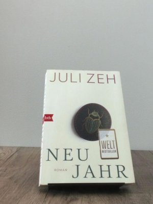 gebrauchtes Buch – Juli Zeh – Neujahr, Roman