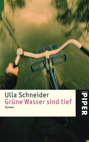 ISBN 9783492241045: Grüne Wasser sind tief: Roman