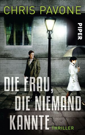 ISBN 9783492274128: Die Frau, die niemand kannte – Thriller