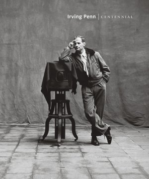 ISBN 9783829608008: IRVING PENN : Centennial . ( Oeuvre Werkverzeichnis Photographie der Moderne Voge Mode Modell Model Haute Couture Sammlung Werkschau Akt Aktaufnahmen Aufnahmen Couturier Stilleben Stillleben Positiv Positivtechnik Werbung Reklame Advertisement Ad Zigaretten Zigarette Bild Bilder Cuzco Lebenszeichen 40er 50er 60er 70er 80er 90er Jahre 2000 Zeitkapsel Zeitkapseln Askese Asketisch Kippe Kippen Zigarettenkippen Monographie Biografie Geschicte der otografie photographs photography prints Weiblichkeit erotische Aktfotografie catalogue raisonne Ausstellung Ausstellungskatalog catalogue Katalog Etnographic Ethnografische Ethnographie Lehmskulpturen Lehm Kunsthandwerk Völkerkunde Volkskunde Königreich Farbe s/w schwarzweiss Fotografie Fotografien Bildband Fotos Photos Fotobuch Fotobücher Photographien Photograph Fotograf Dahome Französisch-Westafrika Afrika Bucht von Benin Republik Nigeria Ghana Abomey Fon Insignien USA Porträt Portraits Portrait Porträt Porträtfotografie Fotograf Vogue West Af