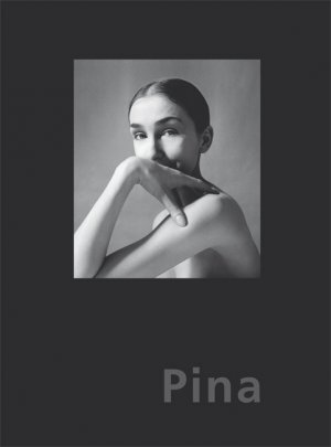 ISBN 9783943886245: Pina – deutschsprachige Vorzugsausgabe mit Fotoabzug von Walter Vogel