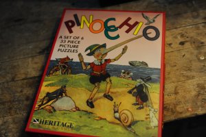 neues Spiel – PINOCCHIO - 6 KLASSISCHE PUZZLE-BILDER - zu je 33 Teilen - Wunderschön im RETRODESIGN - NEU