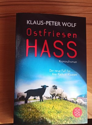 gebrauchtes Buch – Klaus-Peter Wolf – Ostfriesenhass - Der neue Fall für Ann Kathrin Klaasen