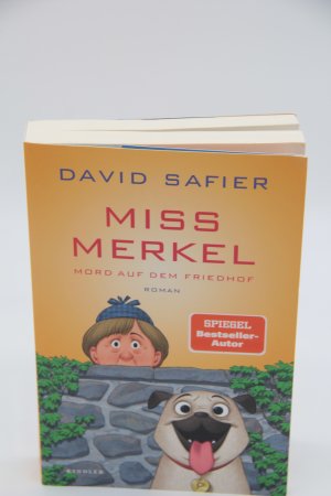 gebrauchtes Buch – David Safier – Miss Merkel: Mord auf dem Friedhof