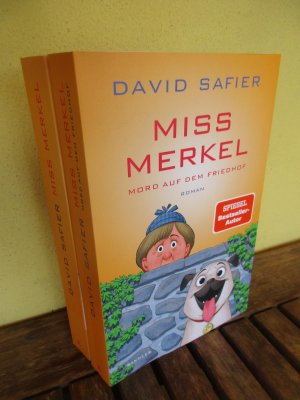 gebrauchtes Buch – David Safier – Bücherset (Miss-Merkel-Reihe) - Band 1: Miss Merkel: Mord in der Uckermark / Band 2: Miss Merkel: Mord auf dem Friedhof