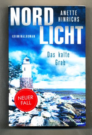 gebrauchtes Buch – Anette Hinrichs – Nordlicht - Das kalte Grab