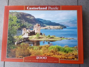 neues Spiel – Castorland Puzzle 2000 Teile: Eilean Donan Castle