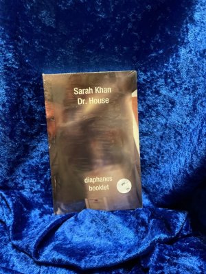 gebrauchtes Buch – Sarah Khan – Dr. House (booklet) Sarah Khan. [Hrsg. von Simon Rothöhler] / Booklet
