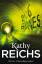 Kathy Reichs: 206 Bones