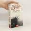 Patricia Daniels Cornwell: Flucht