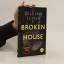 Gillian Flynn: Broken House