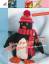 Zoe Halstead: Kuschelige Tiere und Figur Zoe Halstead: Kuschelige Tiere und Figur