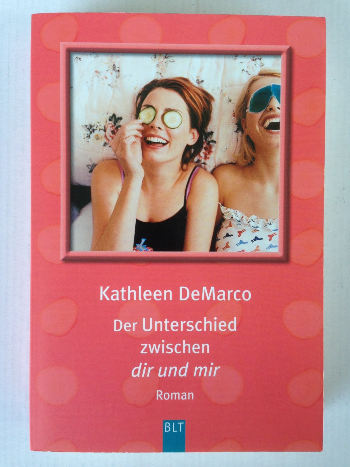 Der Unterschied Zwischen Dir Und Mir Kathleen Demarco Buch Erstausgabe Kaufen A02klcpc01zzz