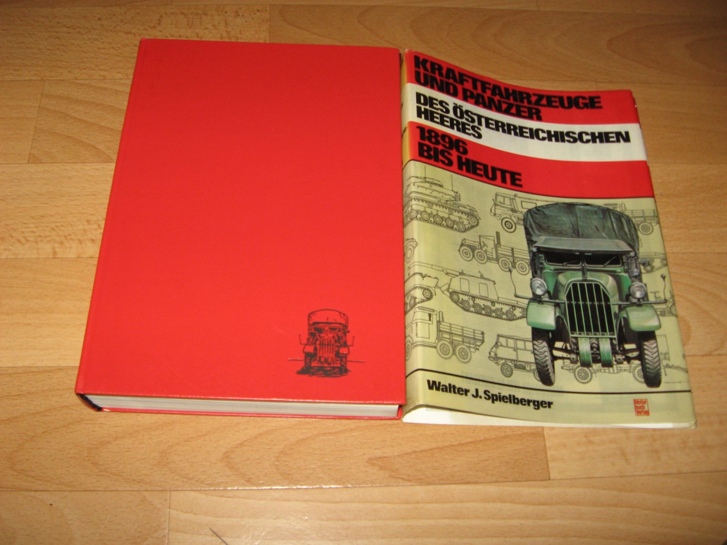 Kraftfahrzeuge Und Panzer Des Osterreichischen Heeres 16 Bis Walther Spielberger Buch Erstausgabe Kaufen A01kwept01zzu
