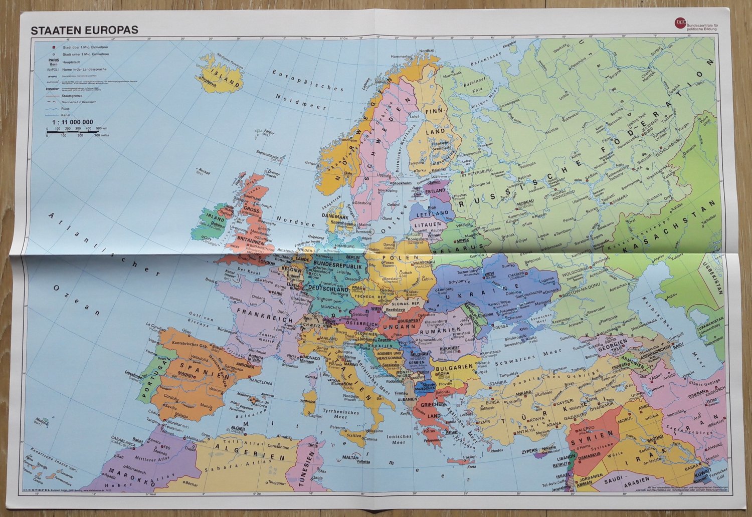 Europa Karte Physisch Politisch Bucher Gebraucht Antiquarisch Neu Kaufen
