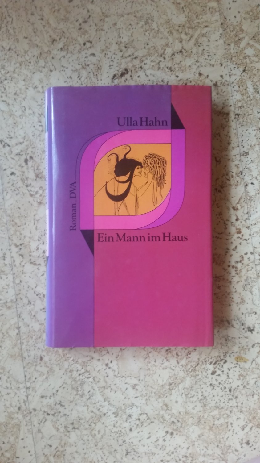 ISBN 3421066035 "Ein Mann im Haus" neu & gebraucht kaufen