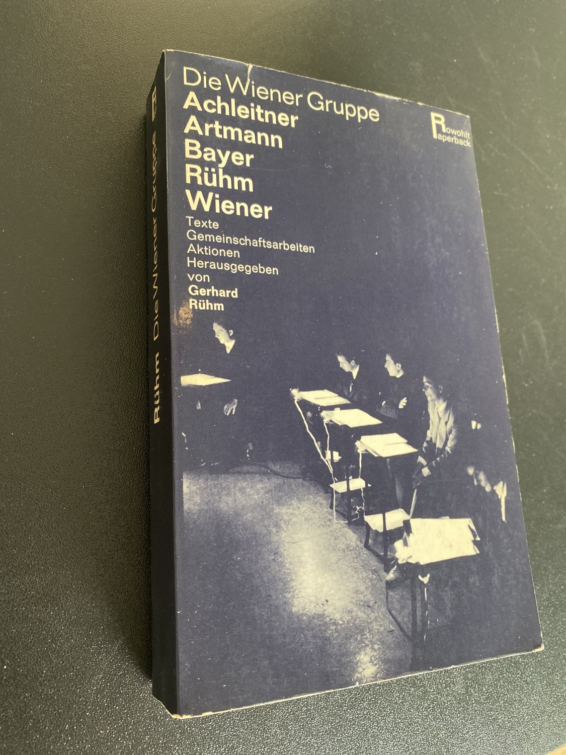 Die Wiener Gruppe/ The Vienna Group by Peter Weibel