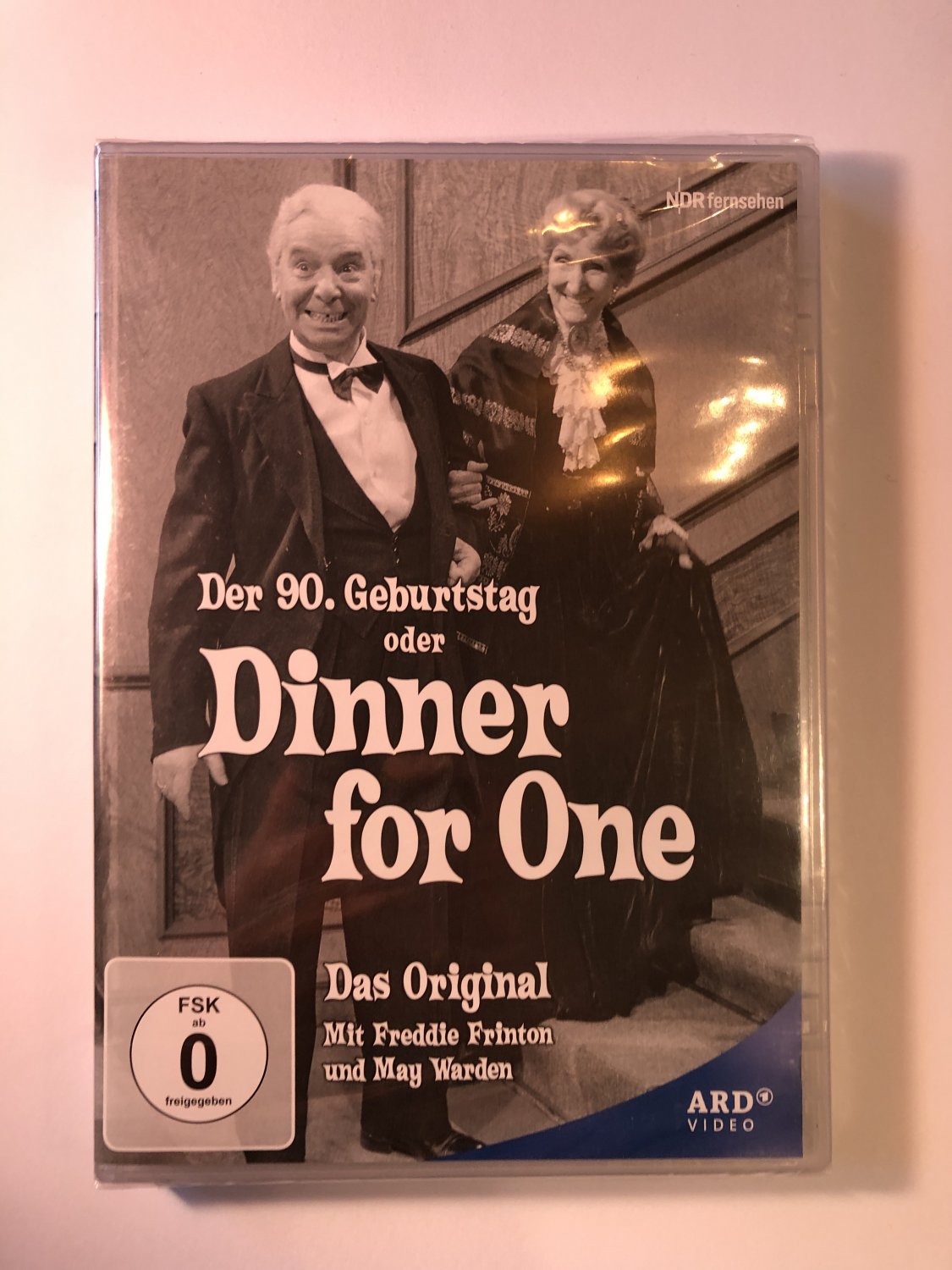 „Der 90. Geburtstag oder Dinner for One - Das Original mit …“ – Film neu kaufen – A02mXIti11ZZ6