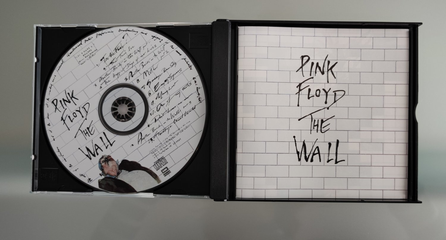 PINK FLOYD - THE WALL - 2 CD-BOX“ (Pink Floyd) – Tonträger gebraucht kaufen  – A02Arph521ZZx